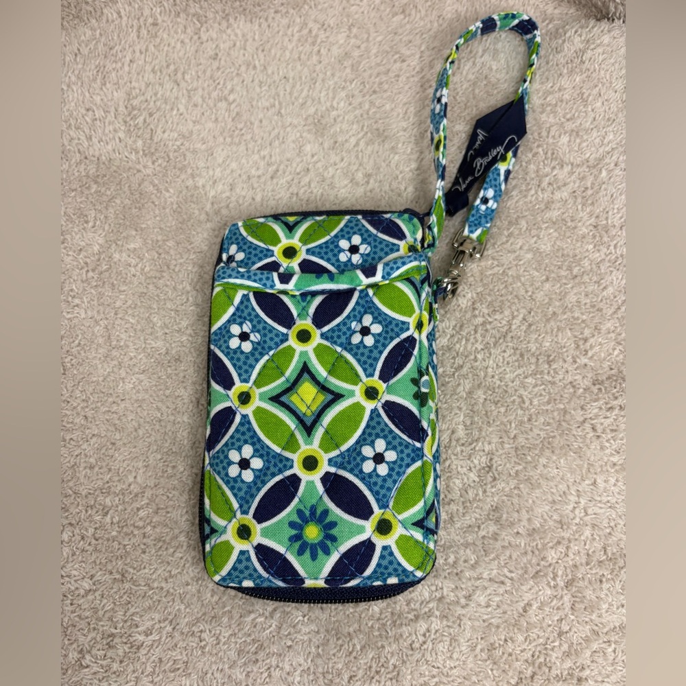 Vera Bradley Daisy Daisy Print Wristlet Wallet Retired Pattern EUC